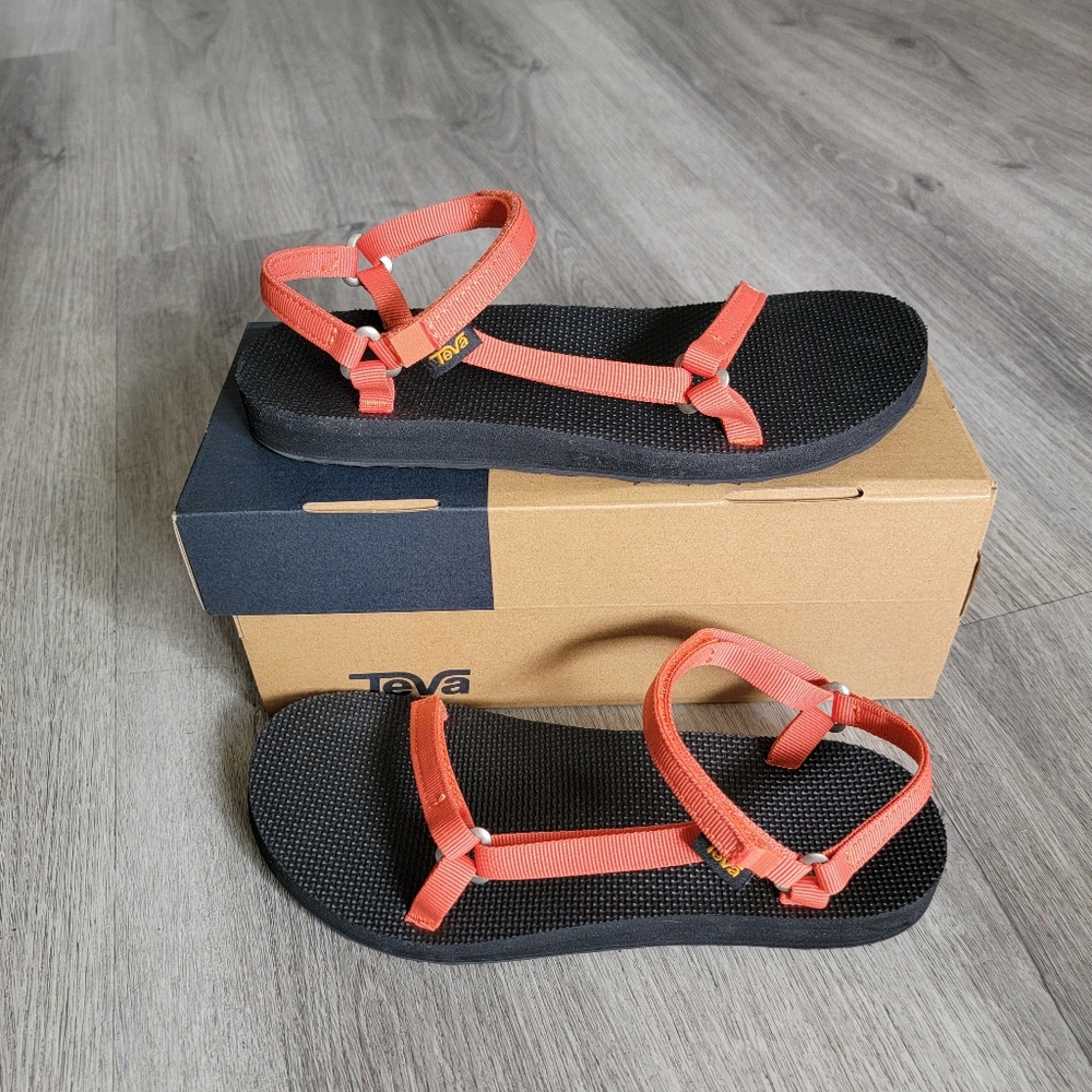 Teva Women's Sandals in Coral